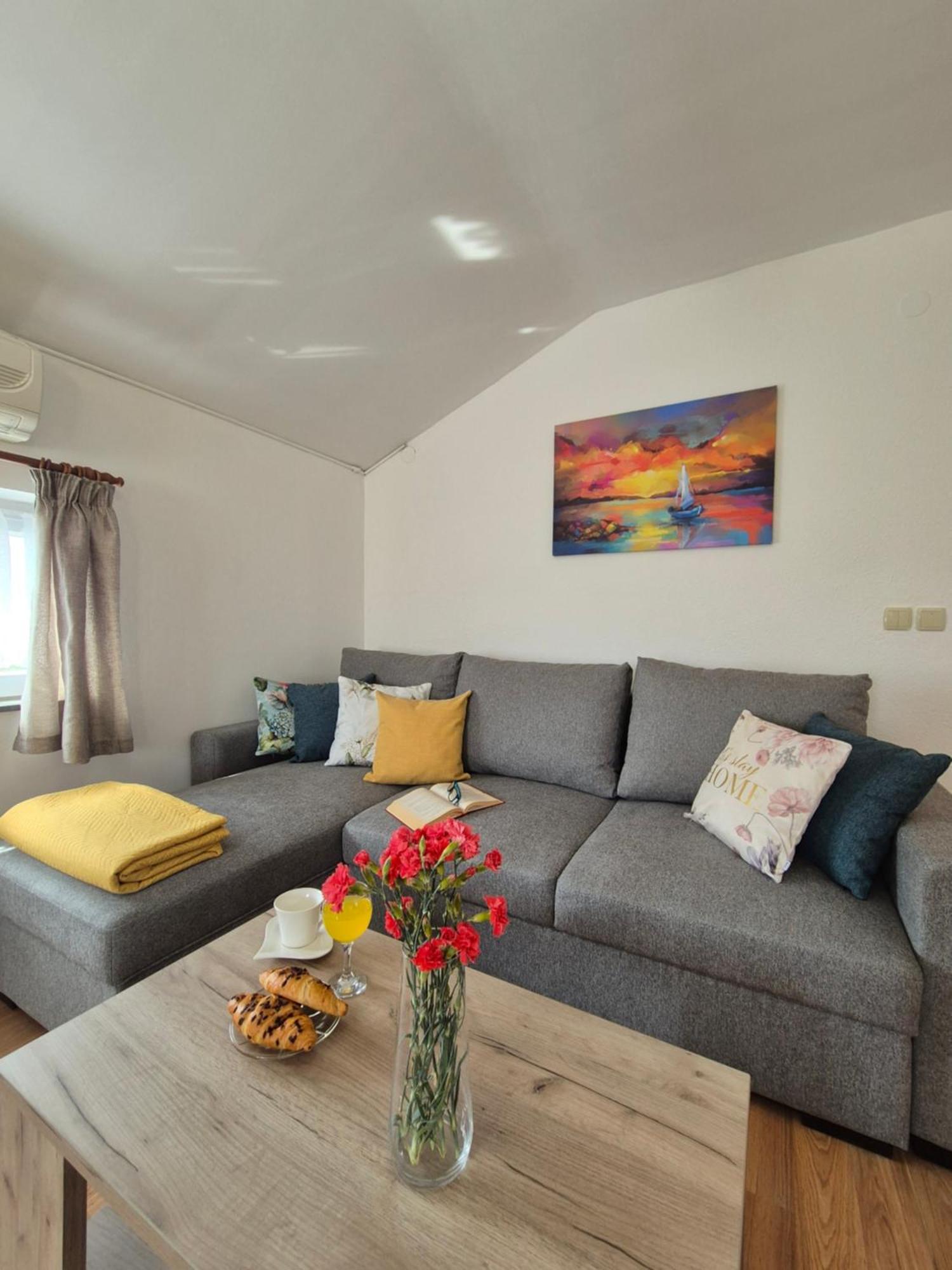 Ferienwohnung Apartman Lucija Pridraga Exterior foto