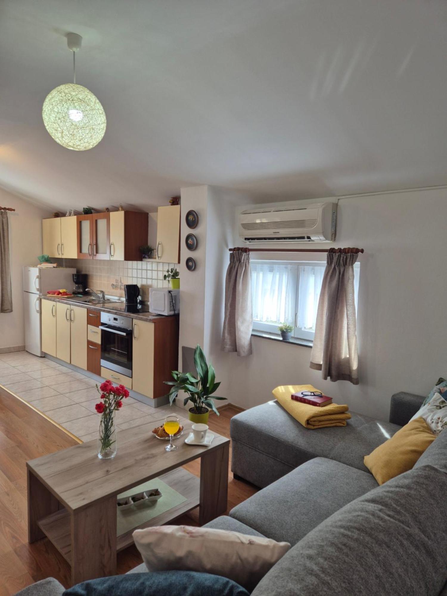 Ferienwohnung Apartman Lucija Pridraga Exterior foto
