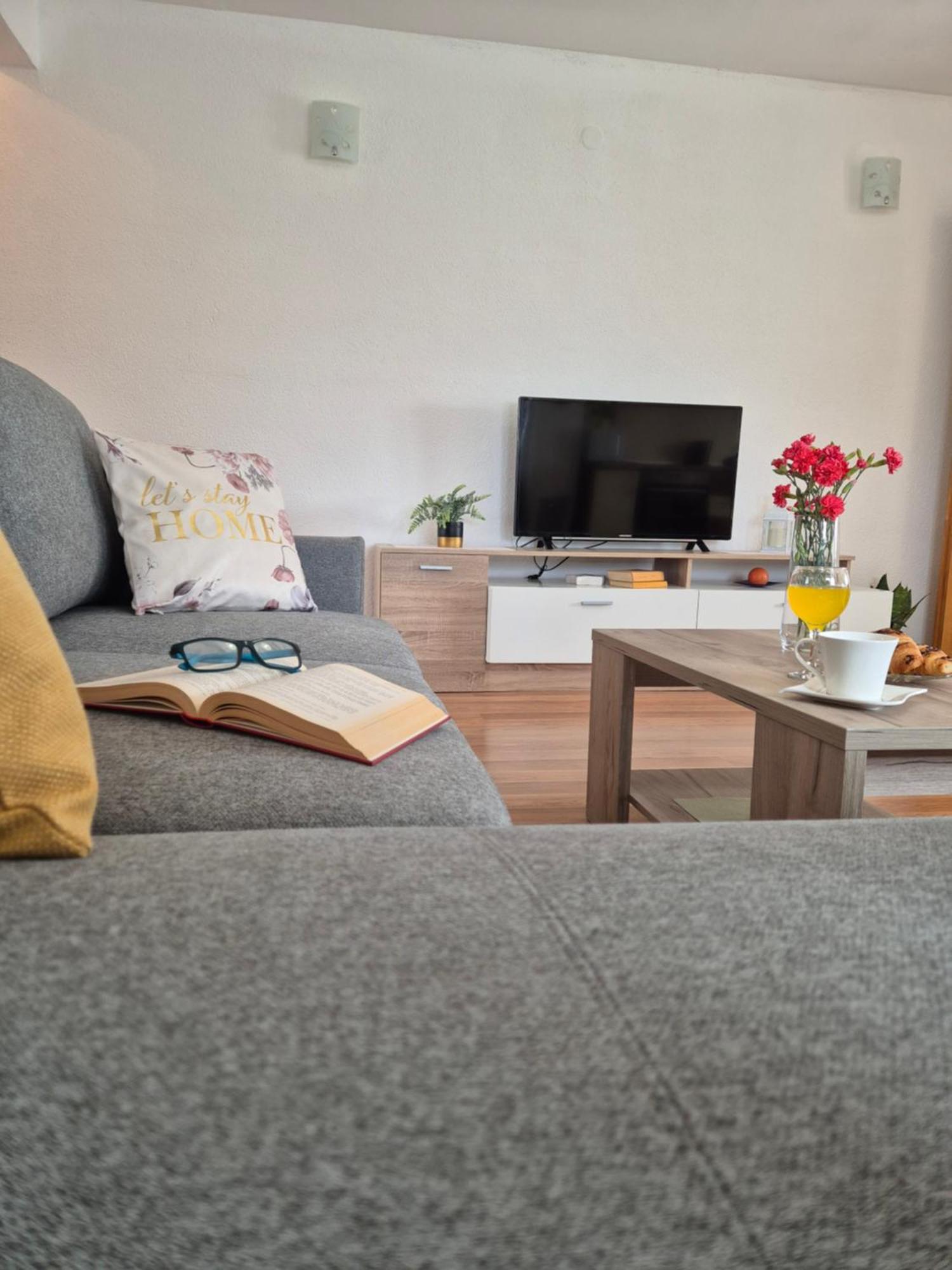 Ferienwohnung Apartman Lucija Pridraga Exterior foto